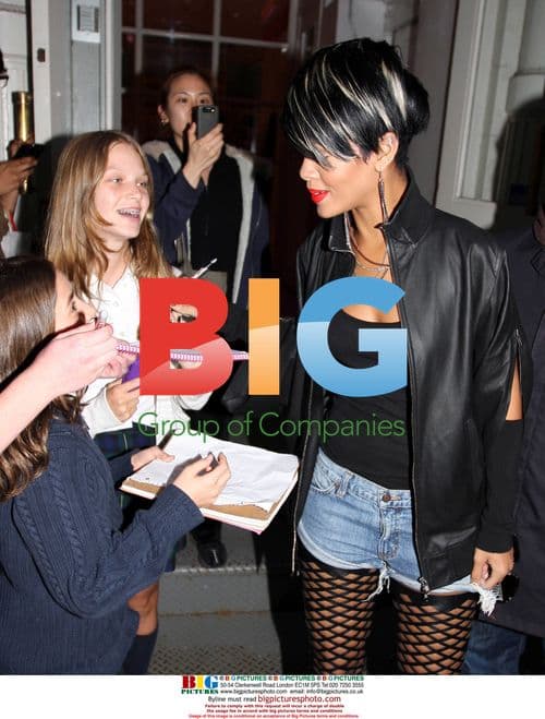 Rihanna shopping in NYC