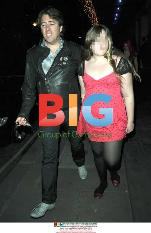 Jonathan Ross Leaves Mayfair Hotel