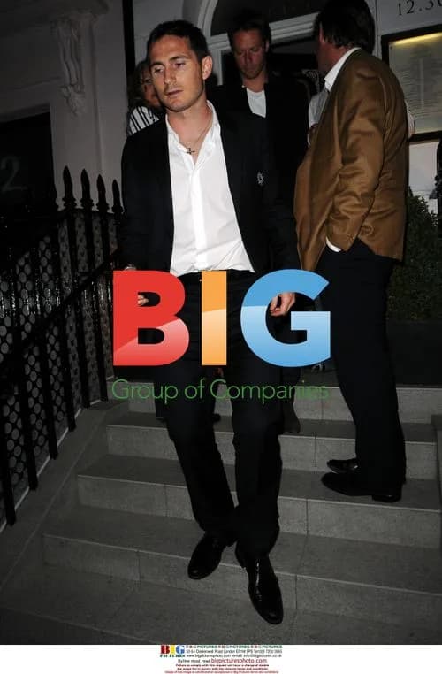 Frank Lampard and father leaving restaurant