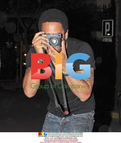 Lenny Kravitz out in Madrid