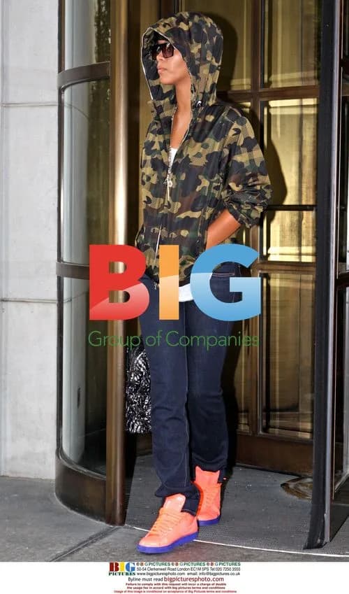 Rihanna Leaves Hotel in NYC