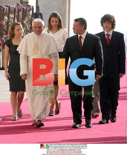 King Abdullah II and Family Meet Pope