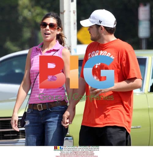 Jamie-Lynn Sigler and Jerry Ferrara grab coffee