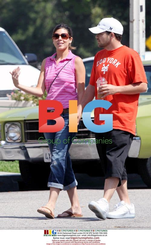 Jamie-Lynn Sigler and Jerry Ferrara Grab Coffee