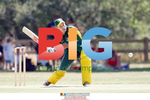 Travis Fimmel at Westfield Hollywood Ashes' cricket match