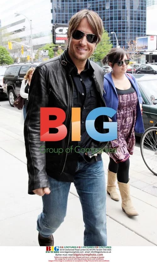 Keith Urban arrives at CBC for 'The Hour' interview