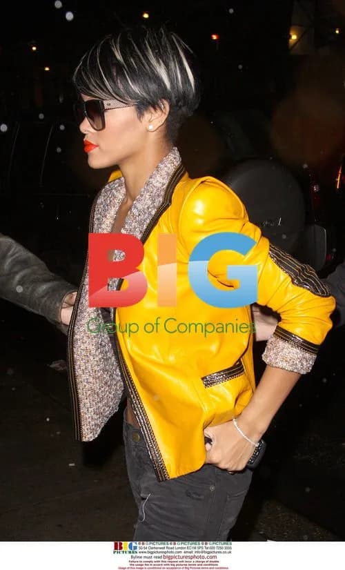 Rihanna out with friends in NYC