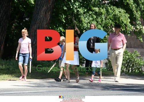 Bill Gates and family on vacation in Rome