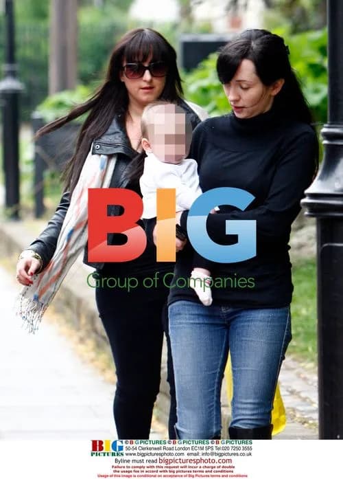 Natalie Cassidy visits friend's house