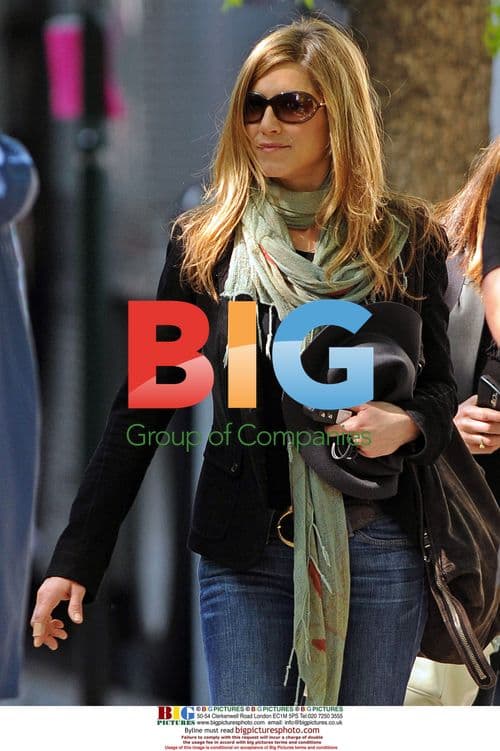 Jennifer Aniston and Jason Bateman on 'The Baster' set