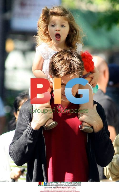 Jason Bateman with daughter in Brooklyn