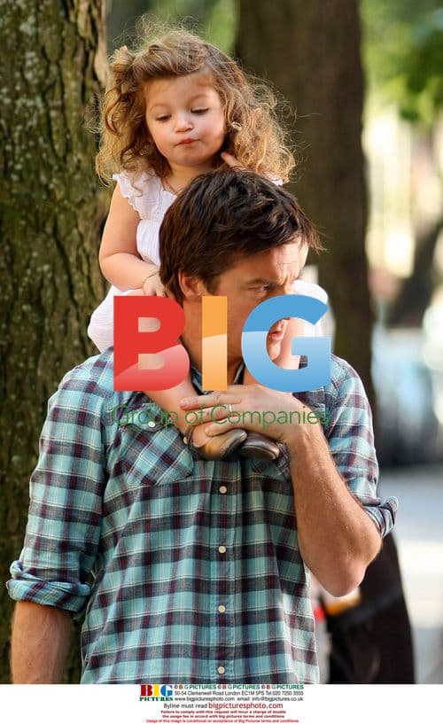 Jason Bateman with daughter in Brooklyn