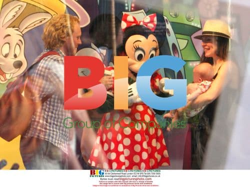 Emma Bunton and Jade Jones on Vacation in Orlando