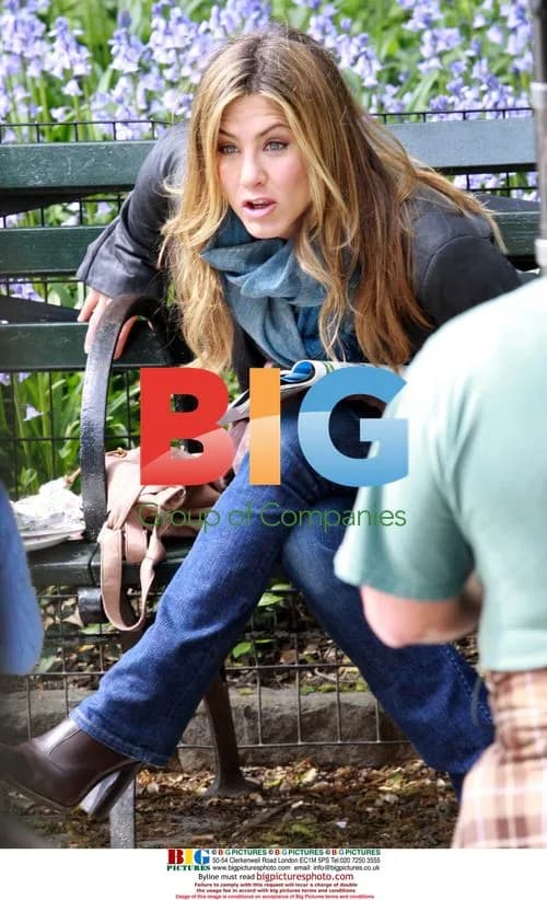 Jennifer Aniston on set of 'The Baster' in NYC