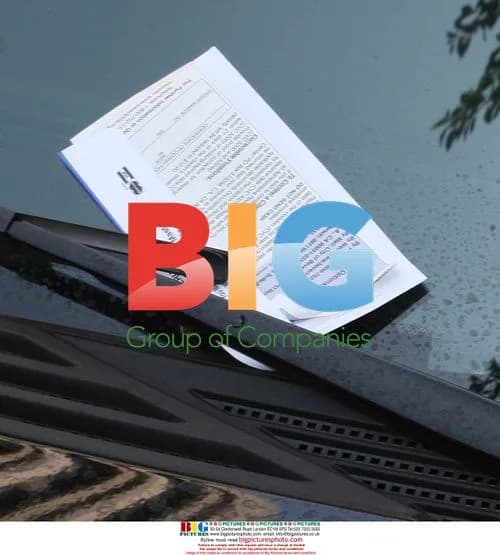 Jessica Alba gets parking tickets in Beverly Hills