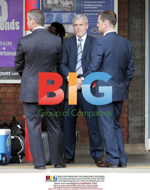 Man City players take public transport