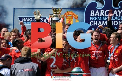 Cristiano Ronaldo and Manchester United Celebrate Premier League Win