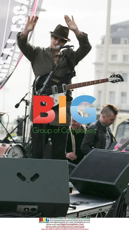 Pete Doherty's Babyshambles plays secret gig