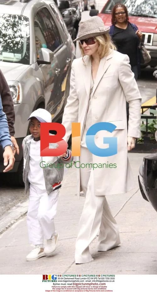 Madonna and Davd Banda at Kabbalah Center