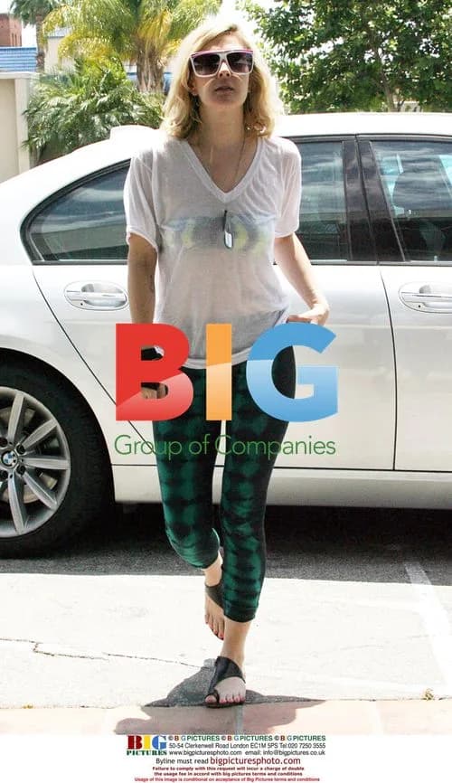 Drew Barrymore arrives at Hollywood studio