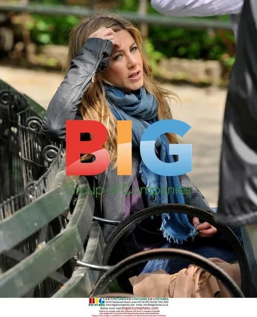 Jennifer Aniston on set of 'The Baster' in NYC