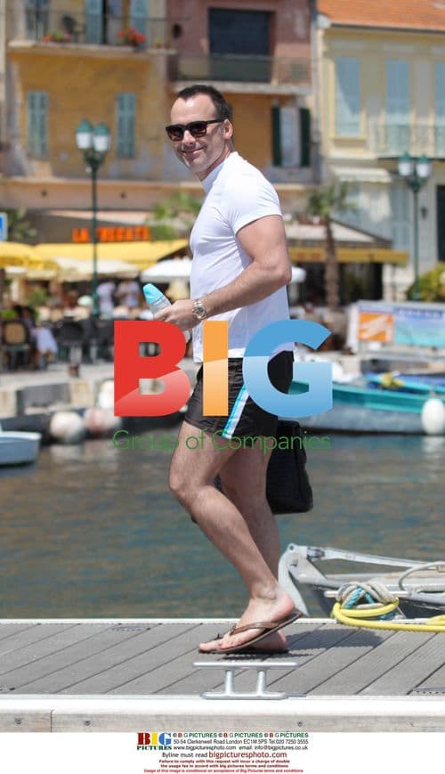 Hayden Panettiere with T4 host Steve Jones