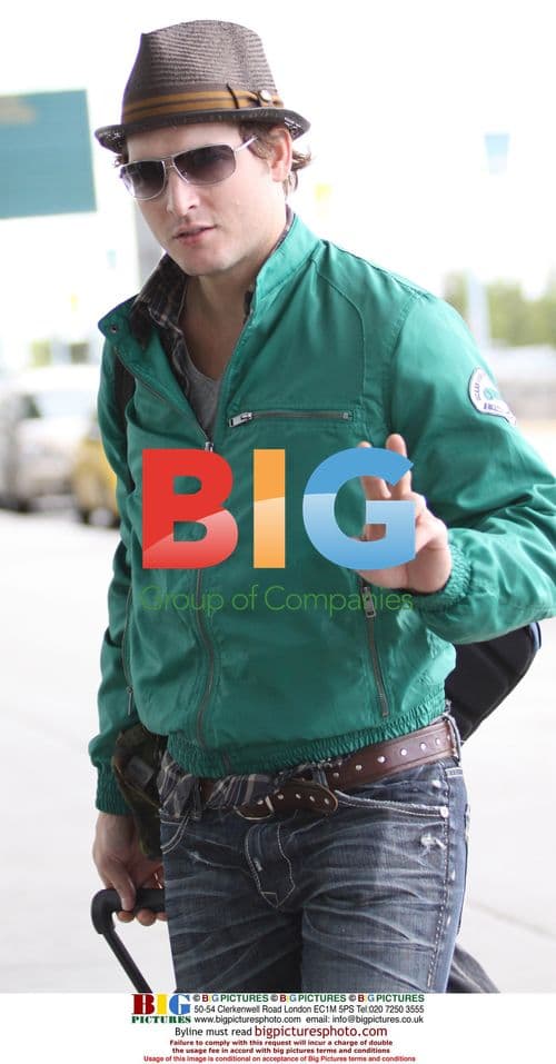 Peter Facinelli Departs Vancouver