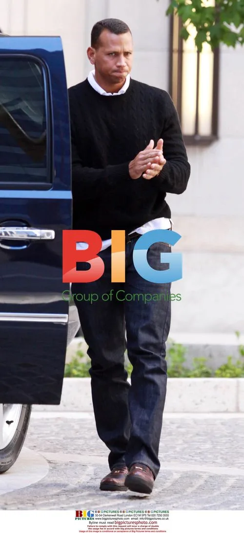 A-Rod out with ex-wife and daughter