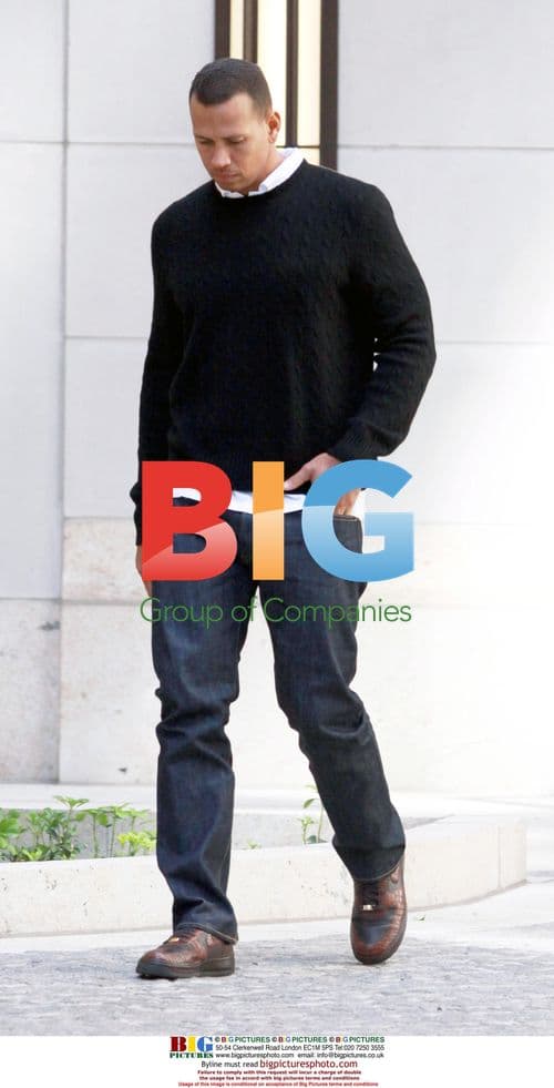 A-Rod out with ex-wife Cynthia and daughter