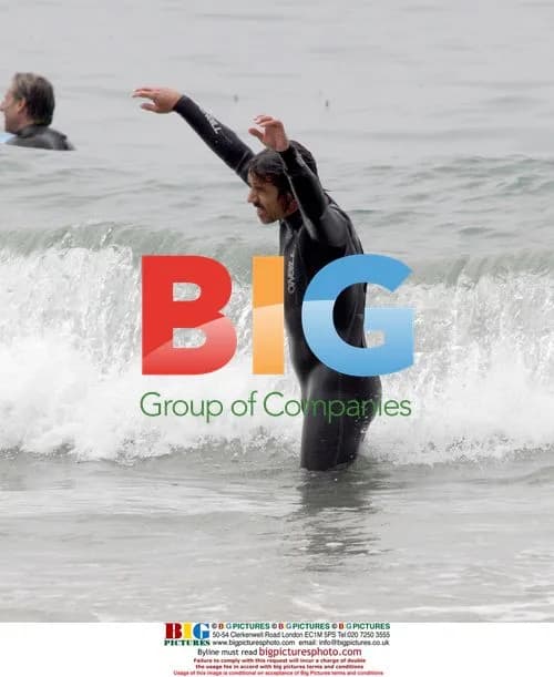 Anthony Kiedis Surfing and Teaching Veteran
