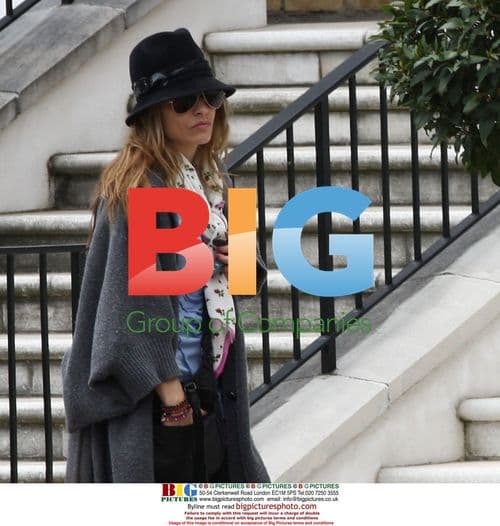 Elen Rives Outside London Home