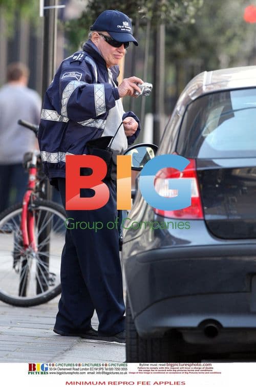 Natalie Cassidy at Hair Salon