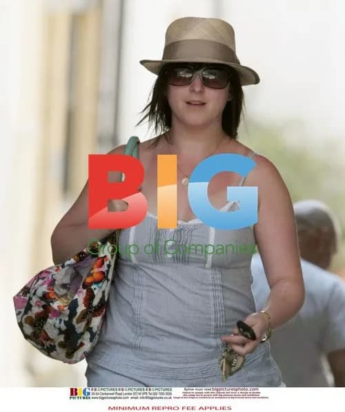 Natalie Cassidy at Hair Salon