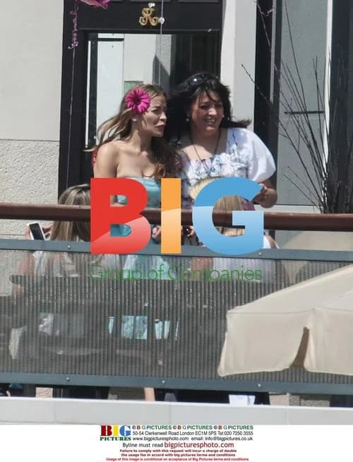 Elen Rives Celebrates Daughter's Birthday