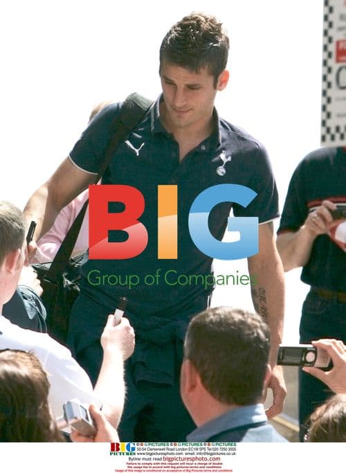 Spurs Players Leave Anfield After Season Finale