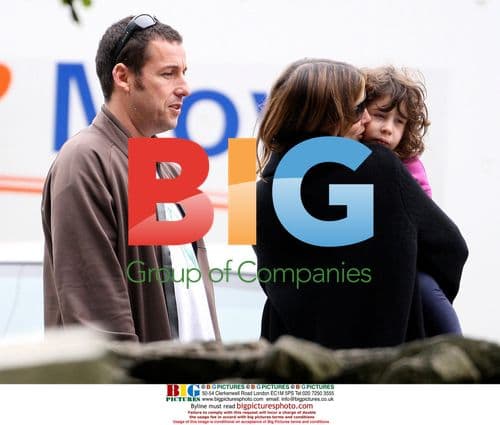 Adam Sandler Family on Grown Ups Set