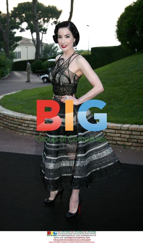Dita von Teese at 2009 Cannes amfAR Gala