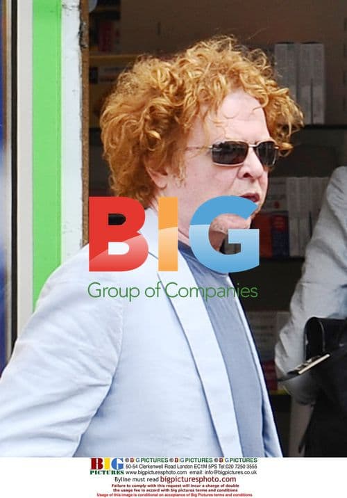 Mick Hucknall and Gabriella Wesberry in Paris