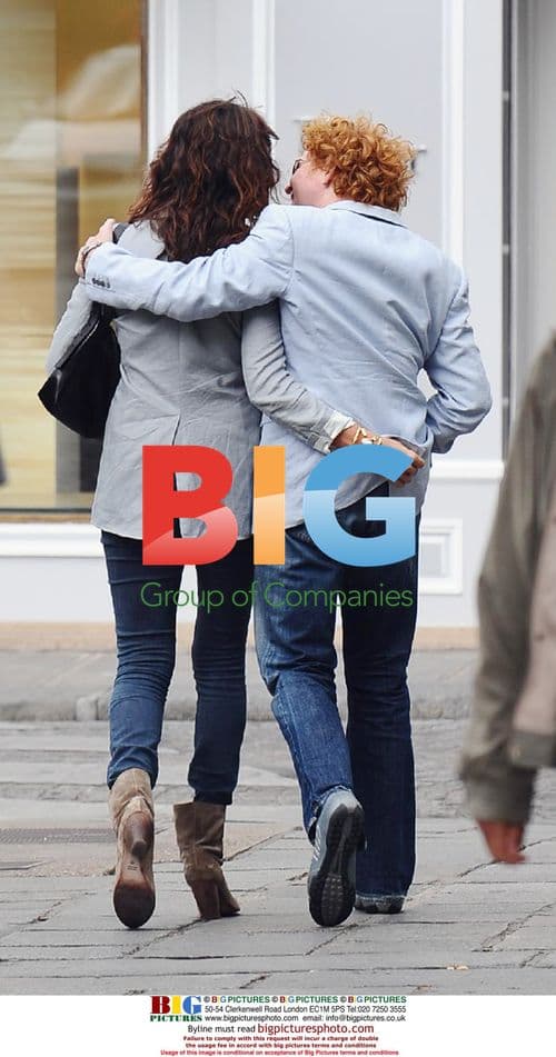 Mick Hucknall & Girlfriend Gabriella in Paris