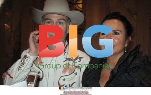 Bette Midler Hulaween Event