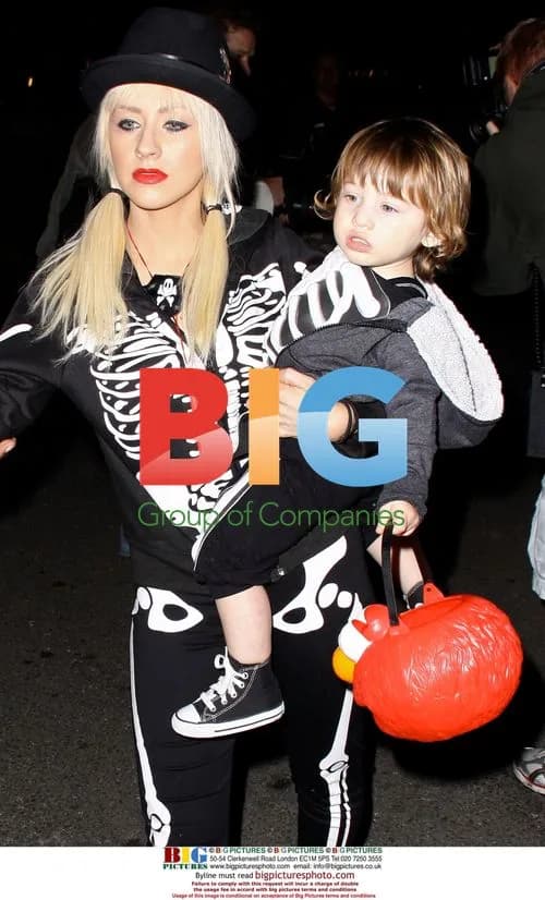Christina Aguilera Trick-or-Treating
