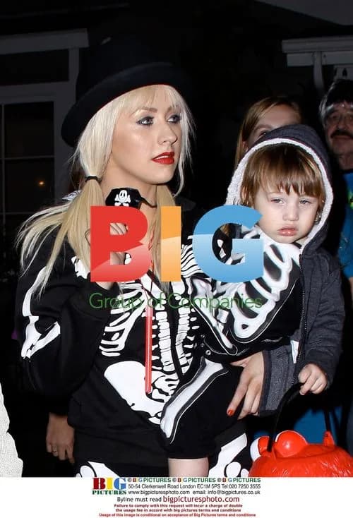 Christina Aguilera Takes Son Trick-or-Treating
