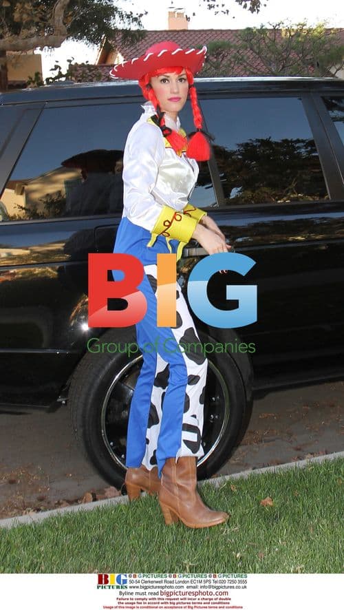 Gwen Stefani and Gavin Rossdale in Halloween Costumes