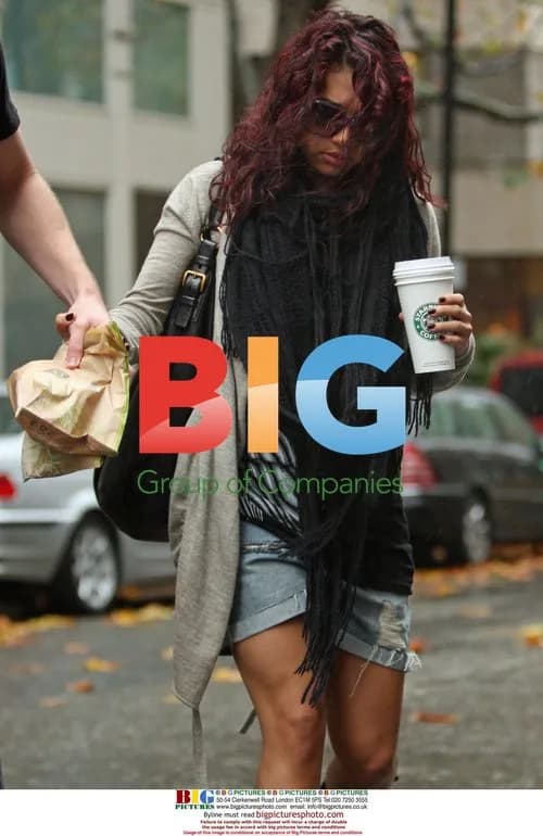 Vanessa White Grabs Coffee After Birthday