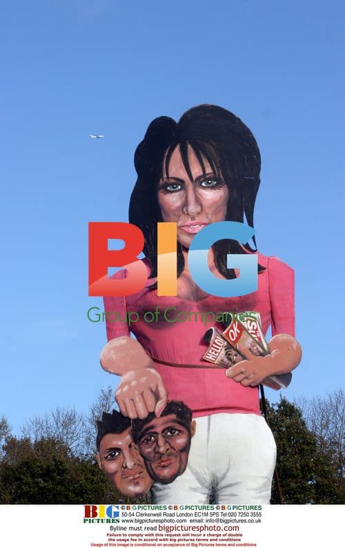 Katie Price Effigy at Edenbridge Bonfire