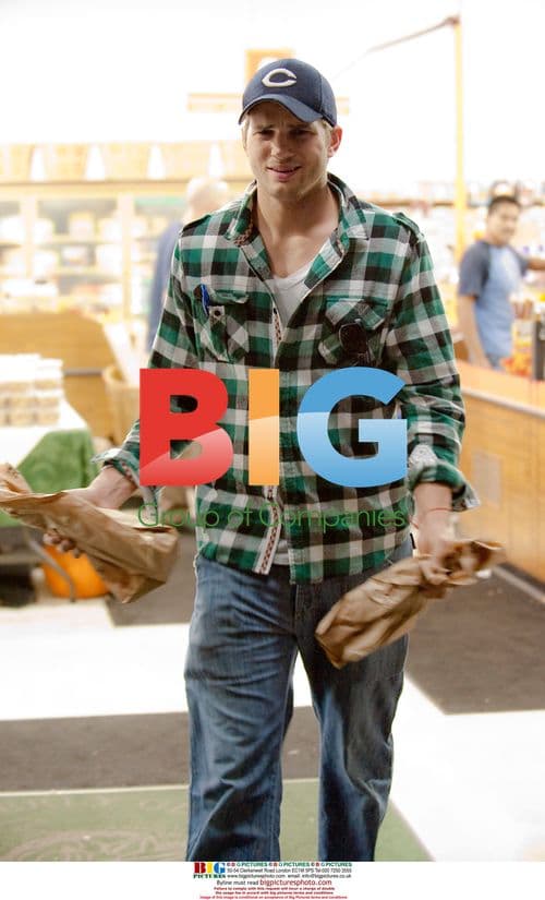 Ashton Kutcher Buys Expensive Wine