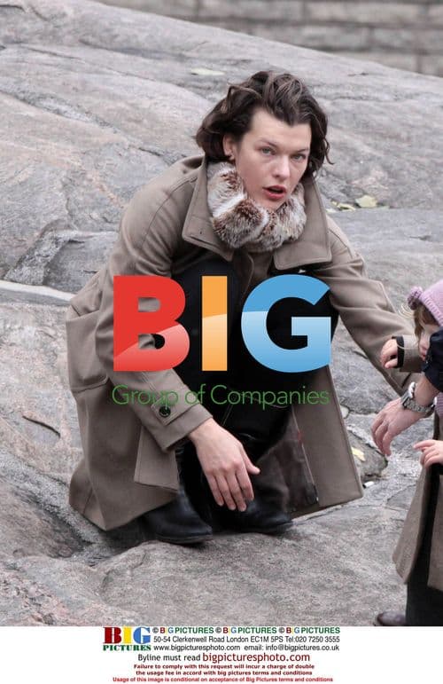 Milla Jovovich with daughter in Canada