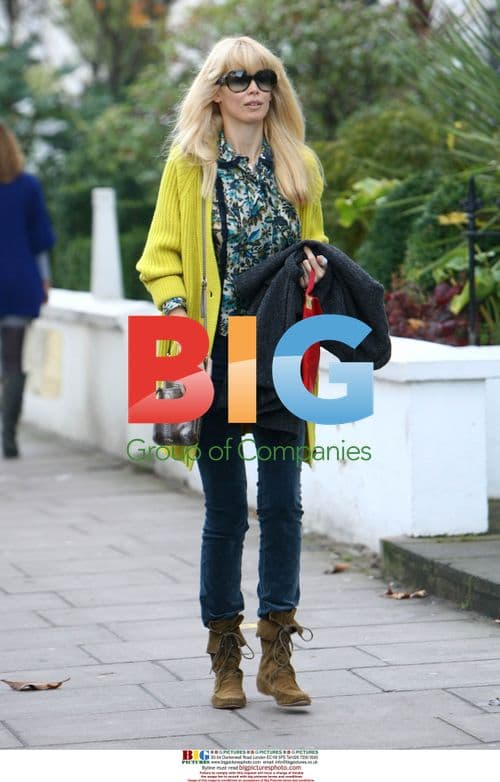 Claudia Schiffer Drops Off Kids