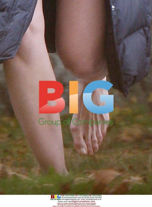 Katie Holmes on Set of 'The Romantics'