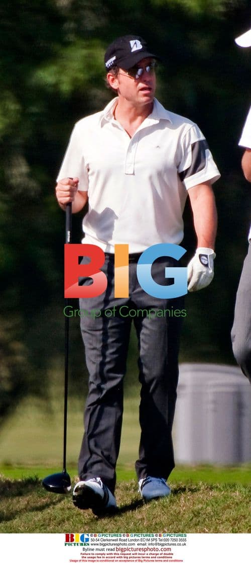 Celebs Play Golf for Charity